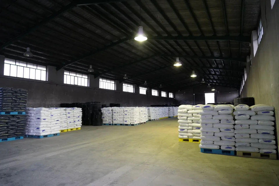 Logistics and pipe loading at Bukan Pipe